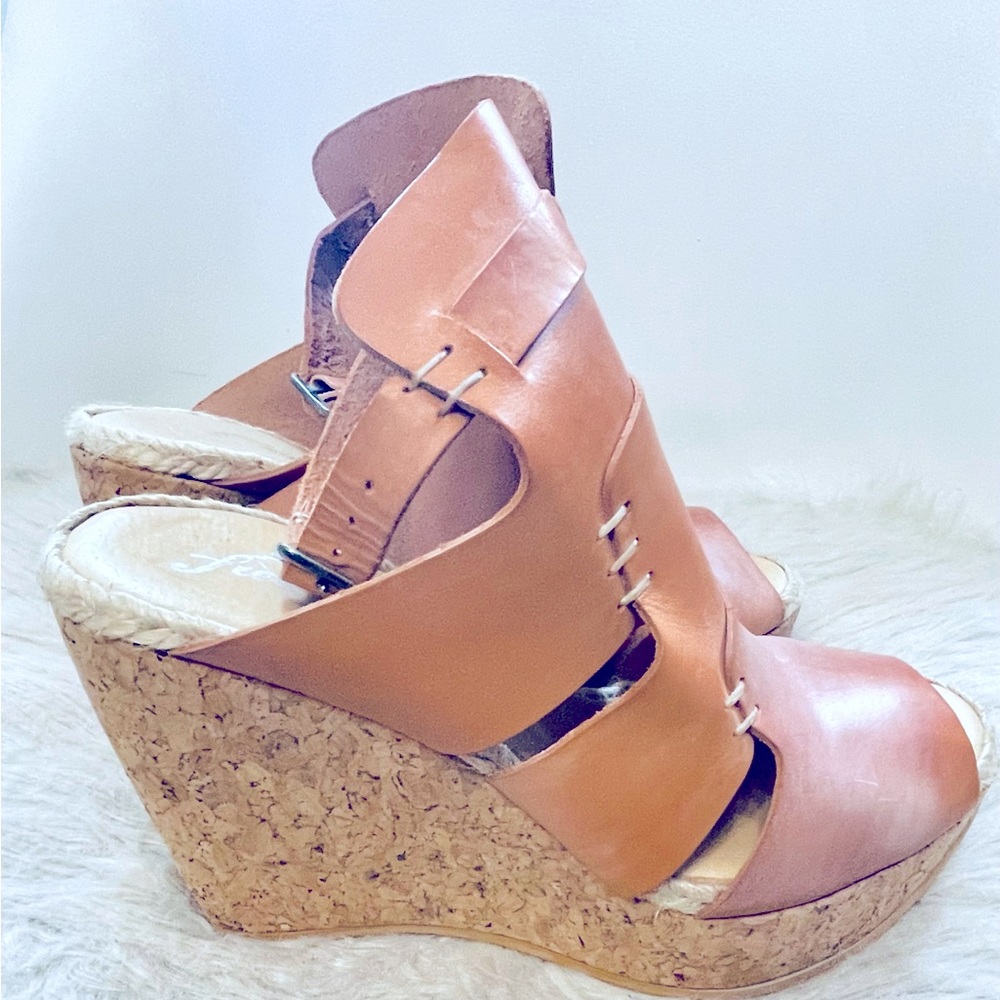 Free People Vachetta Rose Wedge